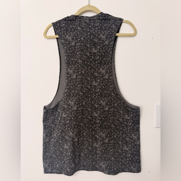 Gymshark Critical 2.0 Drop Arm in Charcoal Print Patterned Muscle Tank Size M - Picture 9 of 14